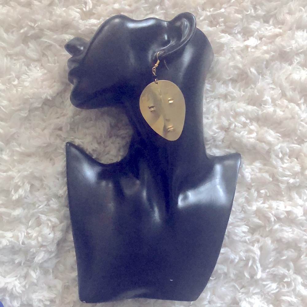 Earrings Brass and medium sized.